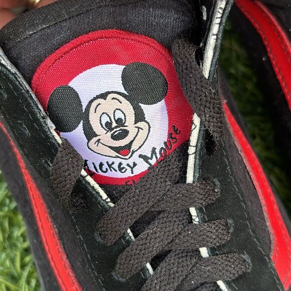 Vans x Disney Mickey Mouse Black Shoes Sneakers in Mens Size 9.5 - Picture 4 of 9